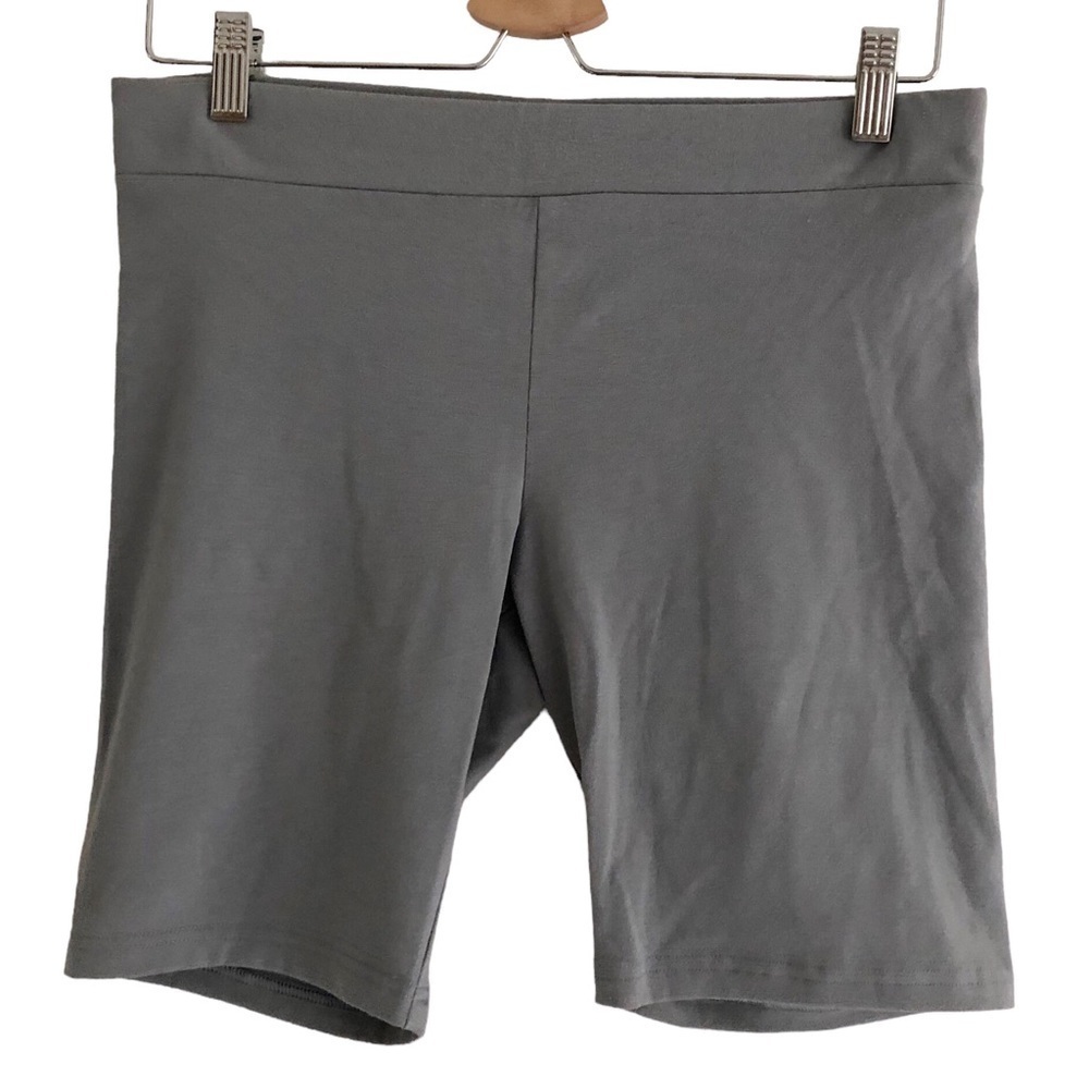 Hue Essentials Solid Gray High Rise Biker Shorts Medium